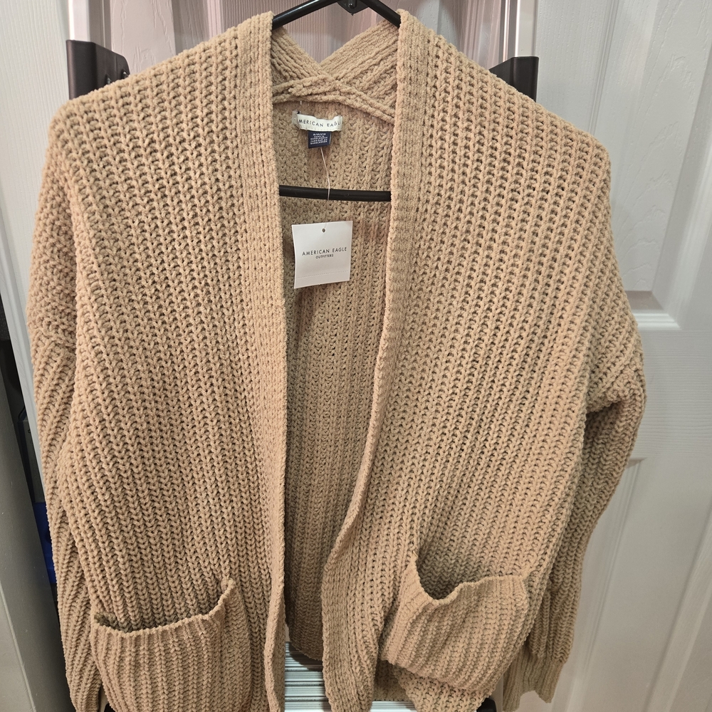 American Eagle Outfitters Women's Beige Cardigan